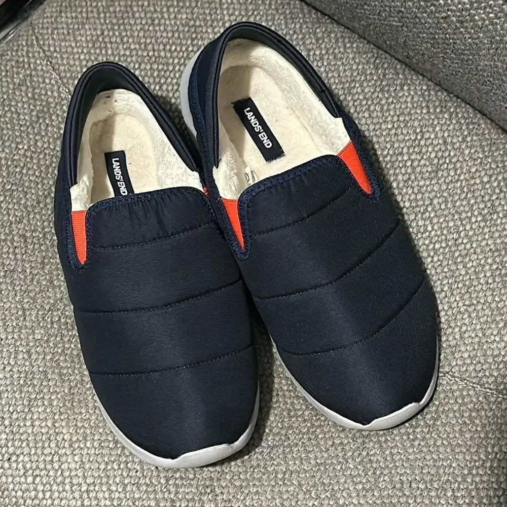 Lands End Men’s 12 outside lined hard sole puffer slippers shoes Navy Blue